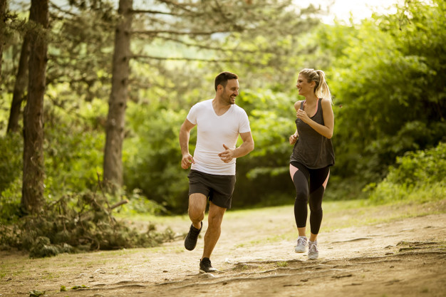 bieganie pomaga schudnąć